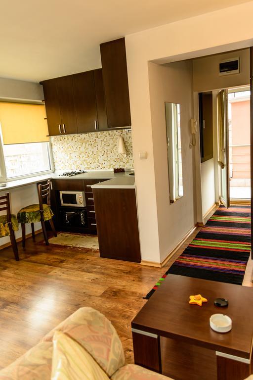 Apartment Leonardo Da Vinci Plovdiv Exteriör bild